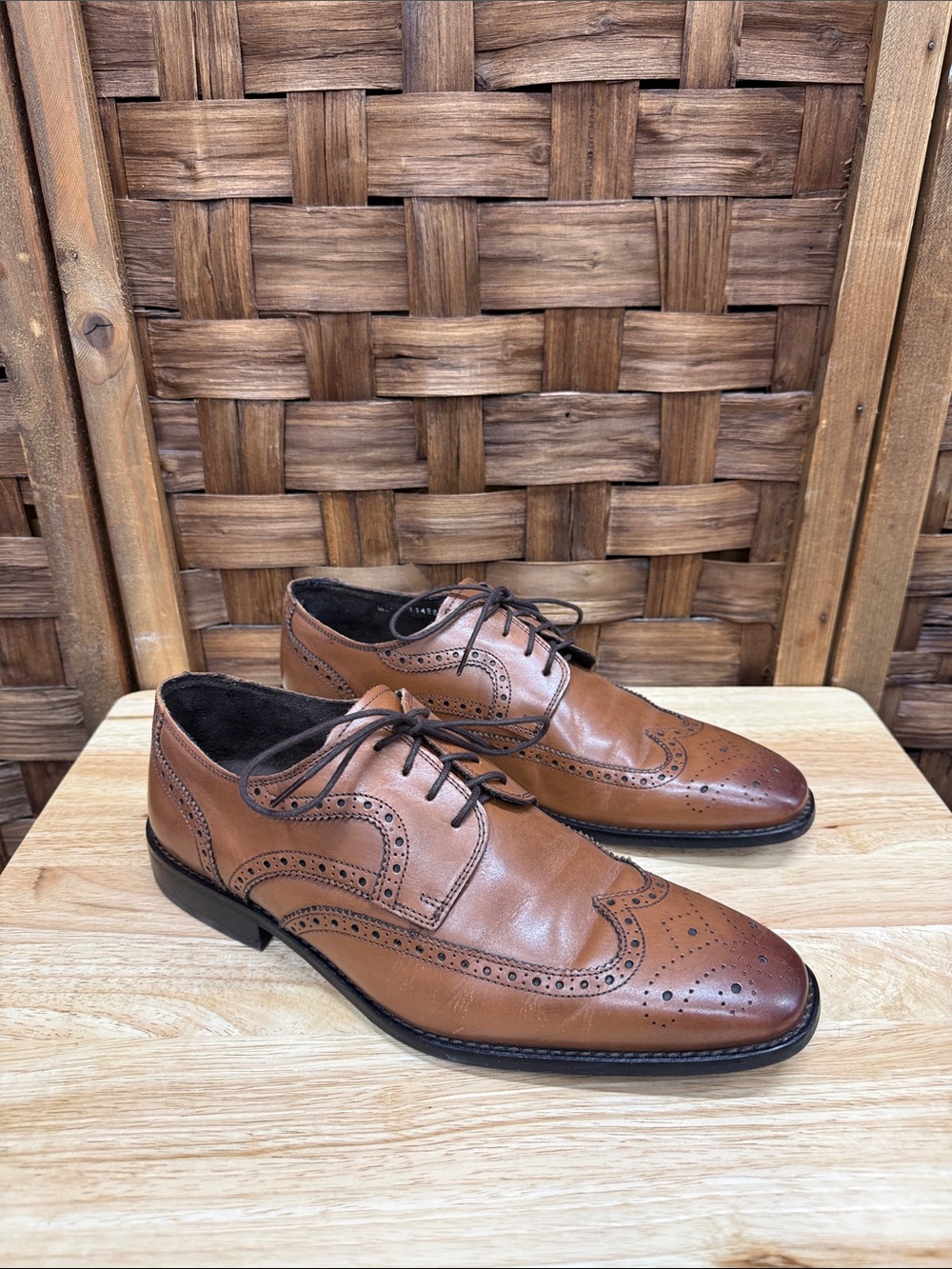 Florsheim Tan Leather Wingtip Oxford Lace-Up Shoes